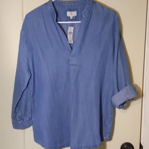 Lou & Grey | Chambray Split Neck Popover